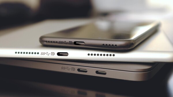 usb-4-vesa